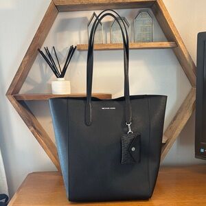 NWOT Michael Kors Black Tote with Keychain
